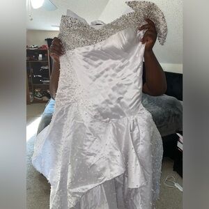 Beautiful Wedding Dress - Sequins, Beadings, and Pearls. One Shoulder. New.